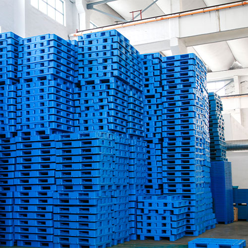 Is the plastic shipping pallets made of recyclable plastic materials?